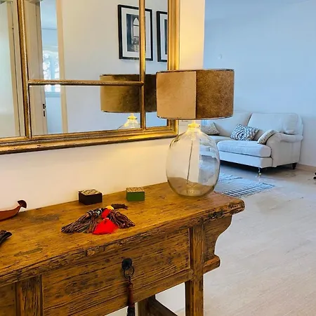Apartman Sea View Pool Bright And Modern Flat Near