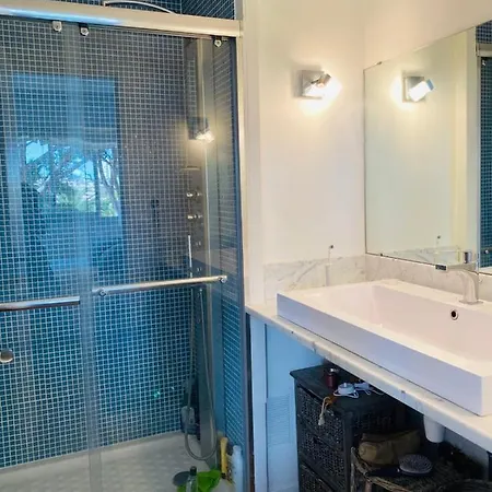 Sea View Pool Bright And Modern Flat Near Apartman Antibes